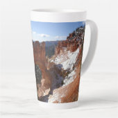Bryce Canyon Natural Bridge Snowy Landscape Foto Milchtasse (Rechte Ecke)