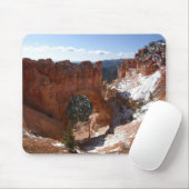 Bryce Canyon Natural Bridge Snowy Landscape Foto Mousepad (Mit Mouse)
