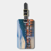 Bryggen Bergen Norway stylized Gepäckanhänger (Vorderseite vertikal)