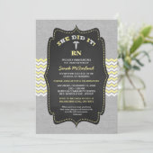 BSN Nurse Abschluss lädt, gelbe Tafel Einladung (Stehend Vorderseite)