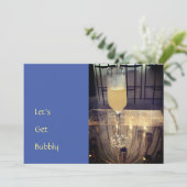Bubble Champagne Toast Party Einladung (Stehend Vorderseite)