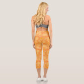 Bubblegum-Blasen überall in Orange Capri Leggings (Rückseite)