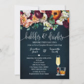 Bubbles & Drinks Paare Dusche Blume Wein Blau Einladung (Vorderseite)