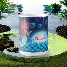 Bubbly Mermaid in Green and Blue in Monlit Ocean Kaffeetasse