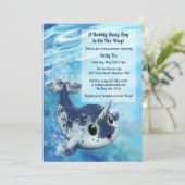 Bubbly Narwhal Baby Shower Einladung (Stehend Vorderseite)