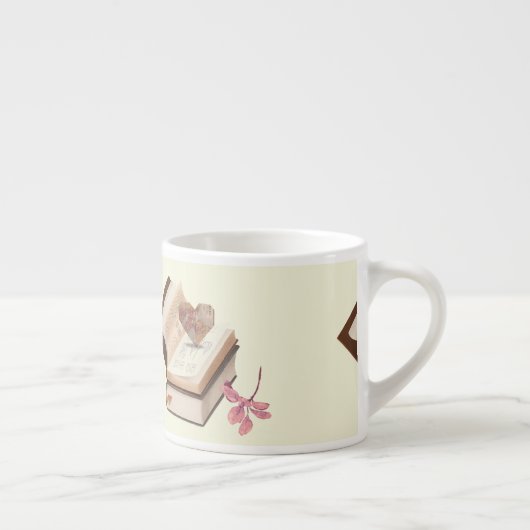 Buch Ästhetik mit Herzkarte und botanisch Espressotasse (Rechts)