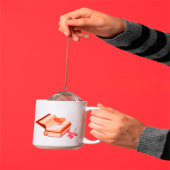 Buch Ästhetik mit Herzkarte und Liebe Kaffeetasse