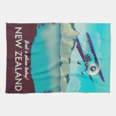 Buchen Sie noch heute ein Flugzeug! Neuseeland Geschirrtuch (Horizontal)
