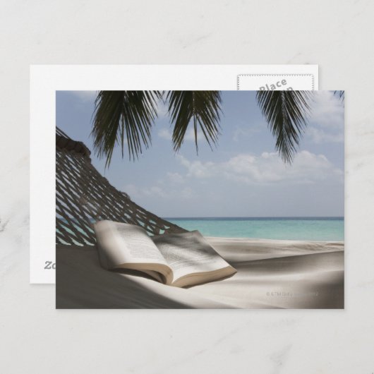 Buchen Sie unter einer Hängematte Postkarte (Vorne/Hinten)