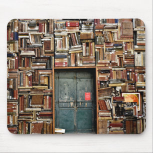 Bücher auf Büchern Mousepad