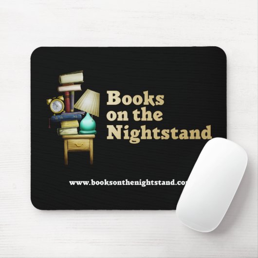 Bücher auf dem Nightstand Mousepad (Mit Mouse)