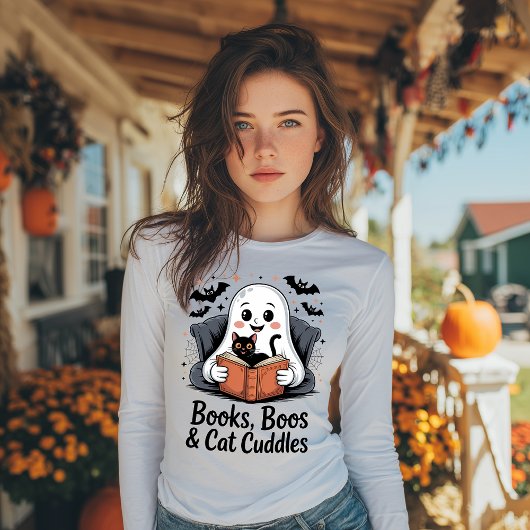 Bücher, Bücher und Katzenkuppen Halloween Tri-Blend Shirt
