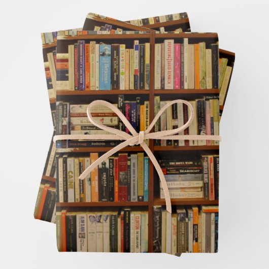 Bücher in Bibliotheksmustern Wrapping Paper Geschenkpapier Set (Beispiel)