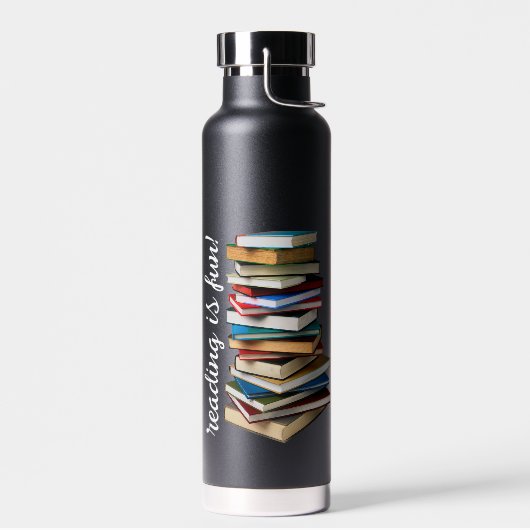 Bücher-Lesestack ist Wasserflasche Trinkflasche (Links)