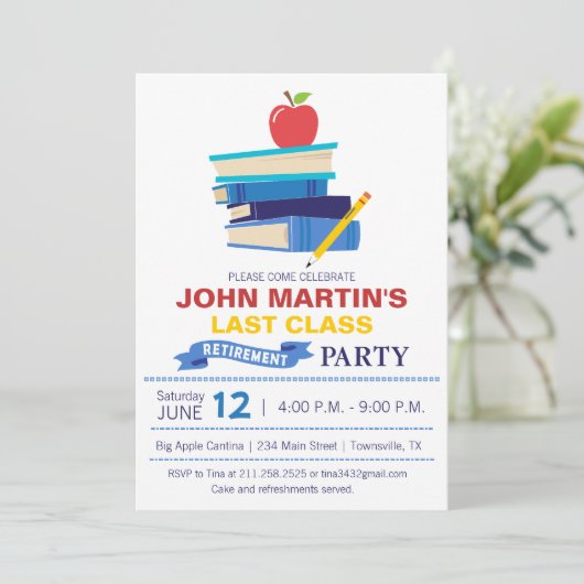 Bücher stapelten Lehrer-Ruhestands-Einladung Einladung (Stehend Vorderseite)