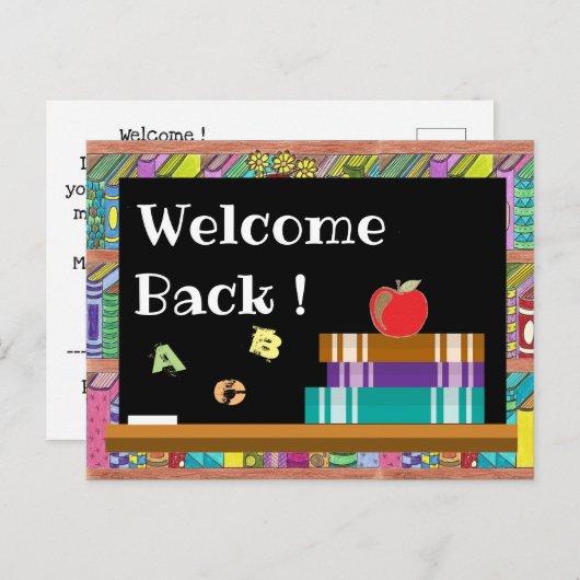 Bücher, Tafel und Apfelpostkarten Postkarte (Vorne/Hinten)