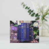 Bücher und Blume (Kamelien) Postkarte (Stehend Vorderseite)