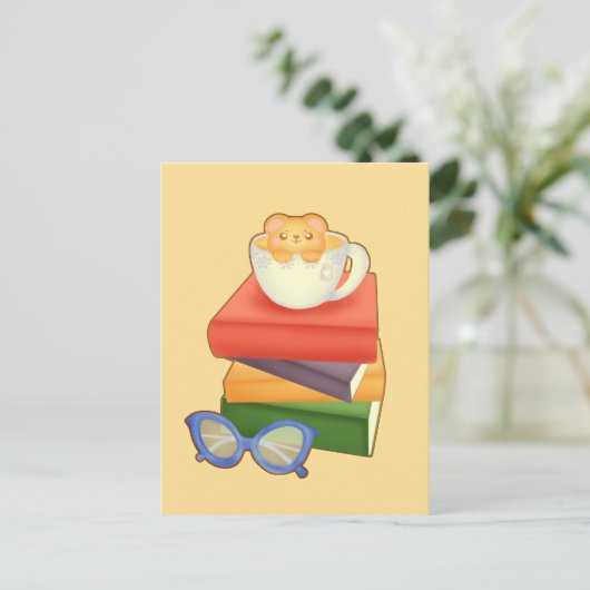 Bücher und Teebecher Postkarte (Stehend Vorderseite)