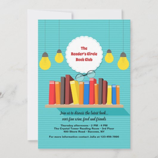 Bücher zur Einladung auf dem Sofa (Vorderseite)