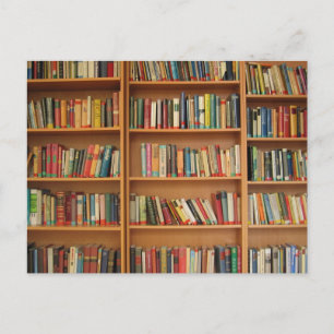 Bücherregalhintergrund Postkarte