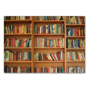Bücherregalhintergrund Tischnummer