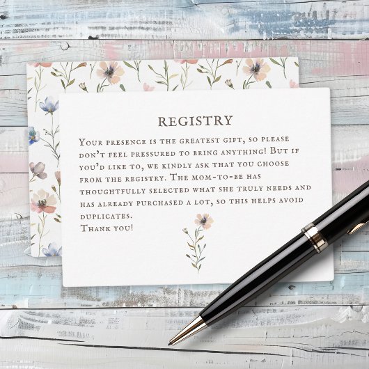 Bücherstapel Babydusche Wasserfarbe, Wildblume Begleitkarte