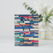 Bücherstapel Postkarte (Stehend Vorderseite)