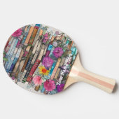 Bücherstapel Tischtennis Schläger (Seitenansicht)