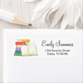 Bücherstapel und Buch