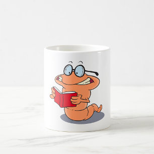 Bücherwurm beim Lesen Kaffeetasse