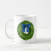 Buchsbaumkranz mit blauem Schleifkeramik Kaffeetasse (Links)