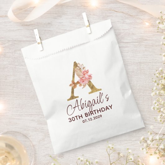 Buchstabe A Gold Monogramm Blush Rosa Rosen Geschenktütchen (Ausgeschnitten)