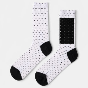 Buchstabe A im Schwarzen Morse-Code Alphabet Socken