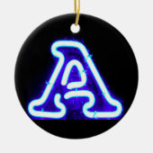 Buchstabe "A" in Neon Blue Keramikornament (Vorne)