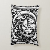 Buchstabe C Mittelalterliche Monogramm Art Nouveau Zierkissen (Rückseite(Vertikal))