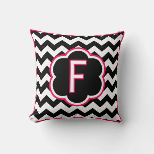 Buchstabe F Schwarz-Weiß-Chevron-Monogramm Kissen