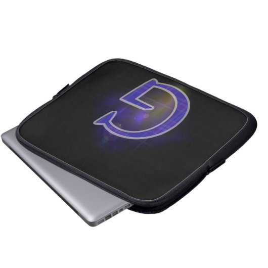 Buchstabe G Laptopschutzhülle (Vorne Knopf)