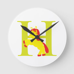 Buchstabe H Anfangszeit Runde Wanduhr