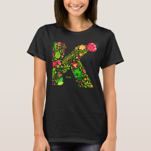 Buchstabe K im T - Shirt Blume