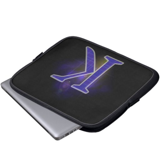 Buchstabe K Laptopschutzhülle (Vorne Knopf)