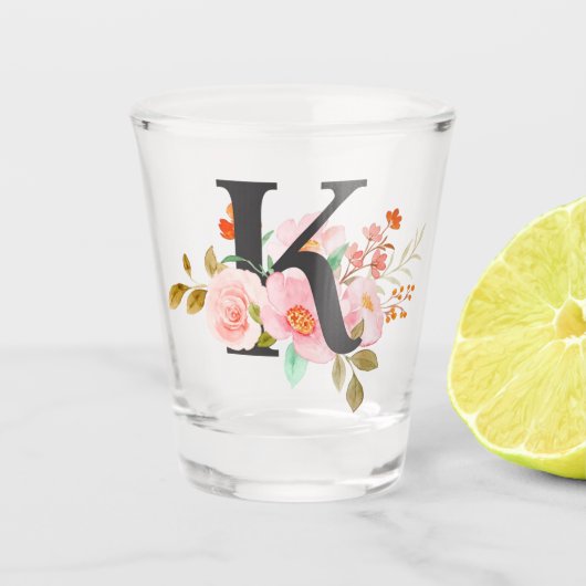 Buchstabe K Schnapsglas (Vorderseite)