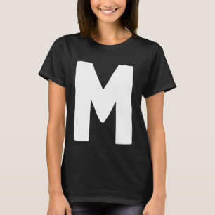 Buchstabe M groß und fett weiß T-Shirt