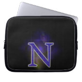 Buchstabe N Laptopschutzhülle (Vorderseite)