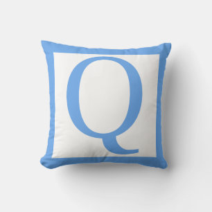 Buchstabe Q Babyblau Kissen