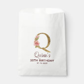 Buchstabe Q Gold Monogramm Blush Rosa Rosen Geschenktütchen (Vorderseite)