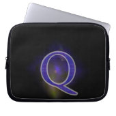 Buchstabe Q Laptopschutzhülle (Vorderseite)