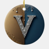 Buchstabe V Monogramm mit Diamanten Perlen Keramik Ornament (Hinten)