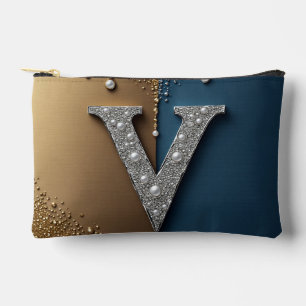 Buchstabe V Monogramm mit Diamanten Perlen Zubehörtasche