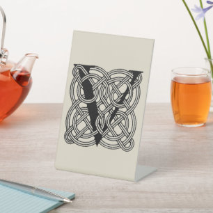 Buchstabe V Vintage Knotentonografie Sockelschild