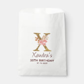 Buchstabe X Gold Monogramm Blush Rosa Rosen Geschenktütchen (Vorderseite)